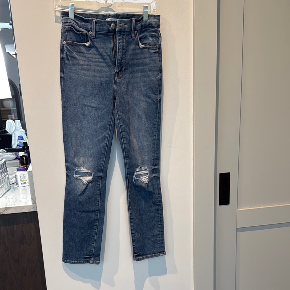 Good American straight leg jeans